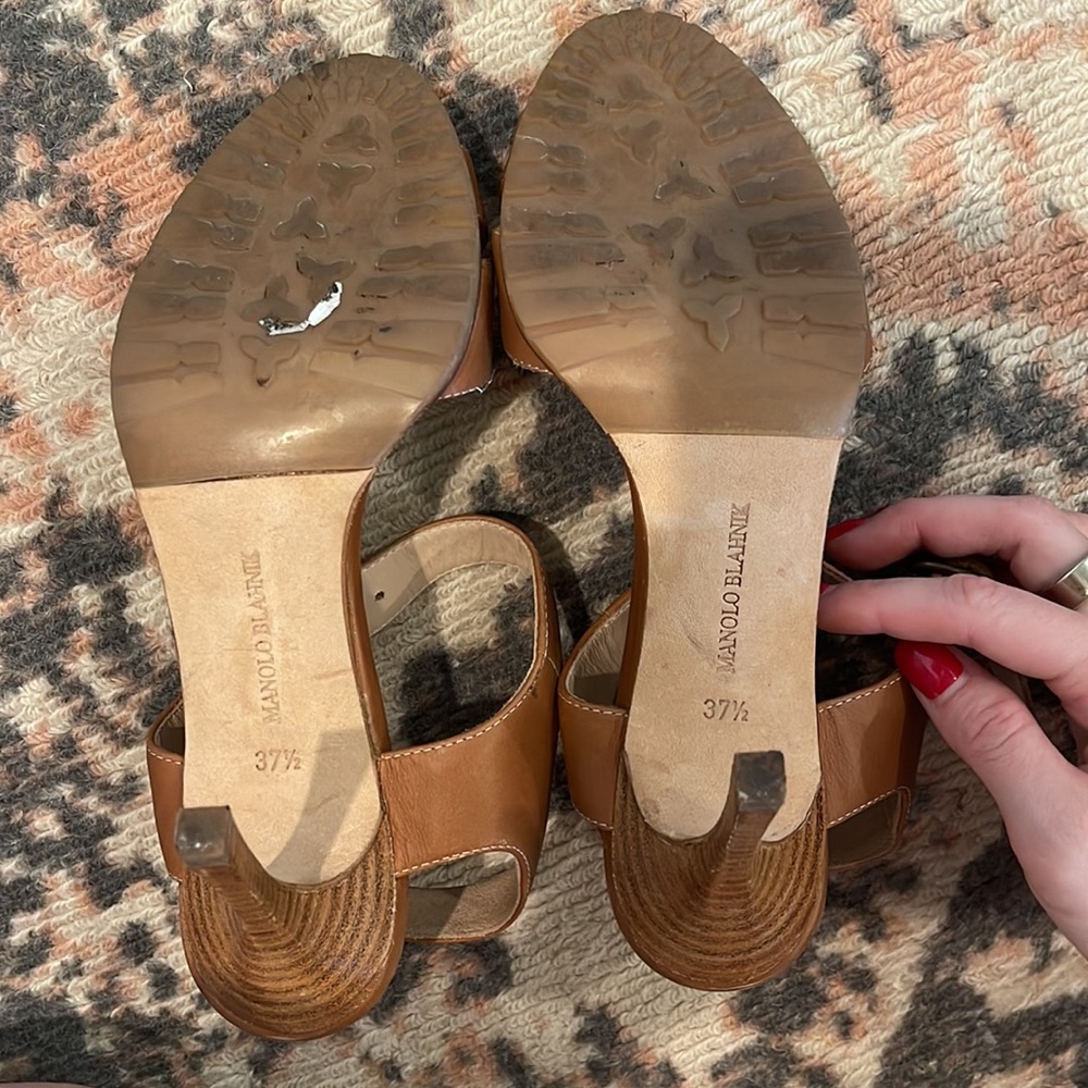 Manolo Blahnik Brown Leather Cross‑Strap Ankle Strap Heels - Picture 5 of 6